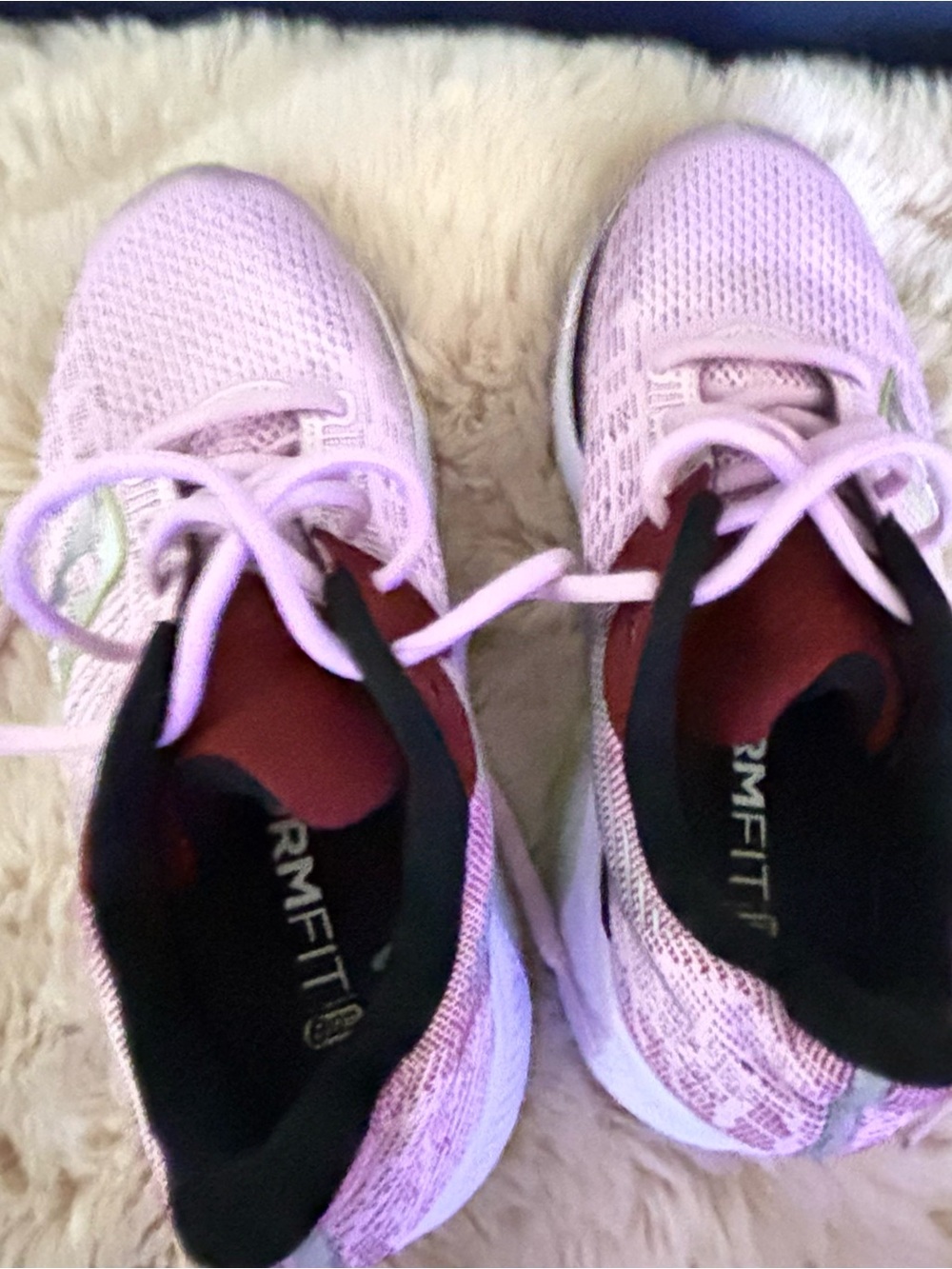 Saucony pink running shoes. Guide 14 size 6 - Picture 2 of 5